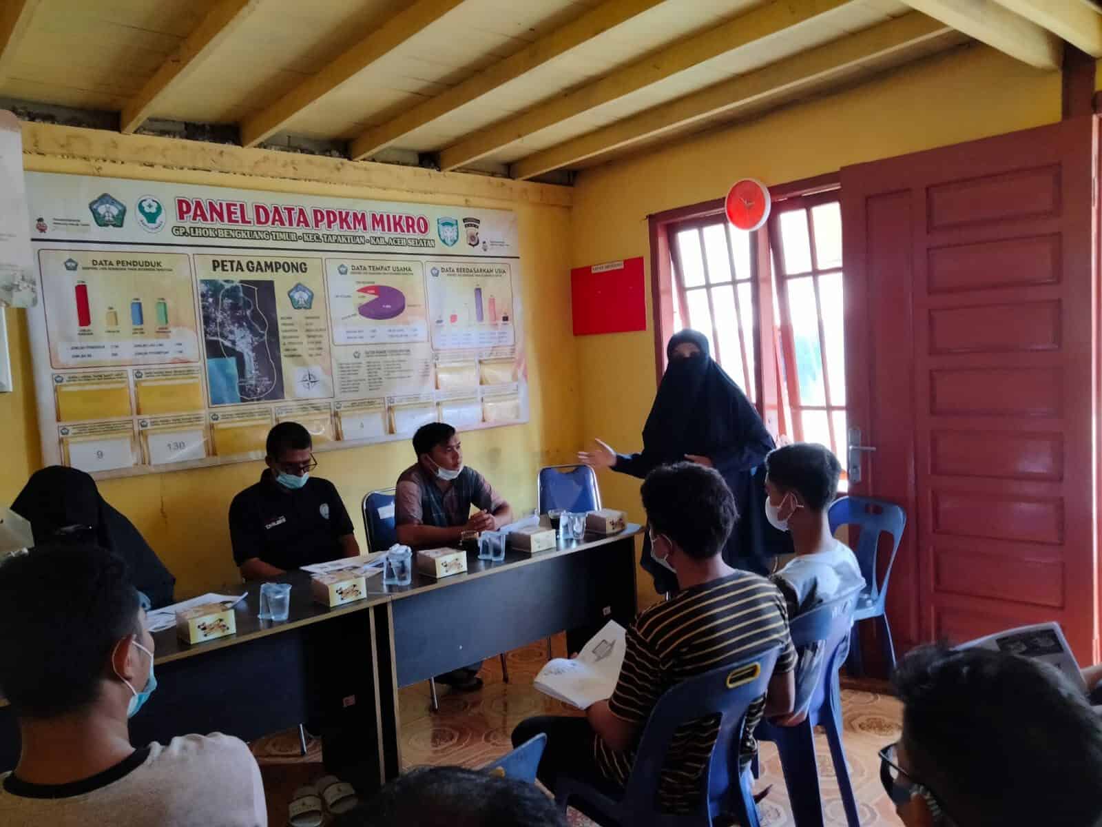 Pemuda Lhok Bengkuang Timur Bersinergi Dalam Mewujudkan DESA BERSINAR dengan Dengan Membantu Agen Pemulihan