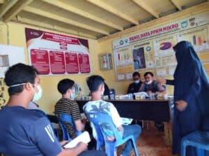 Pemuda Lhok Bengkuang Timur Bersinergi Dalam Mewujudkan DESA BERSINAR dengan Dengan Membantu Agen Pemulihan